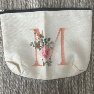 Monogrammed Cosmetic Bag🩷